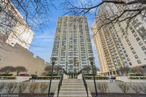 5733 N SHERIDAN Road 29D Chicago IL 60660