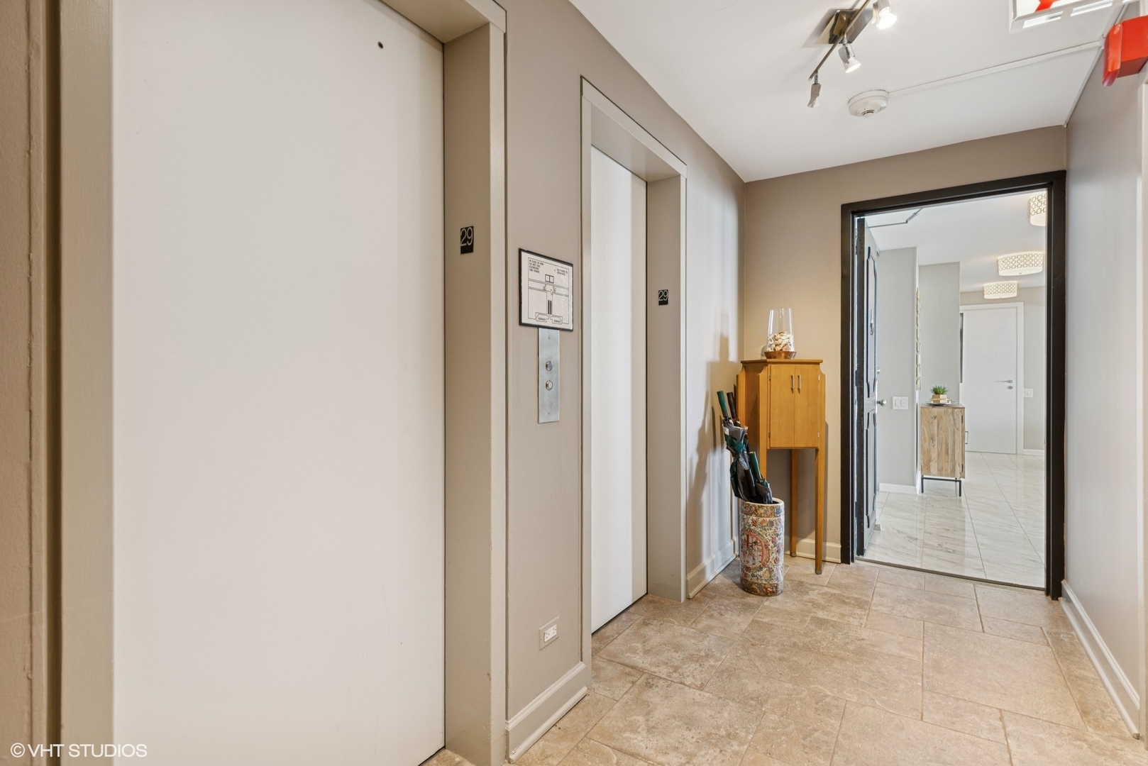 5733 N SHERIDAN Road 29D
