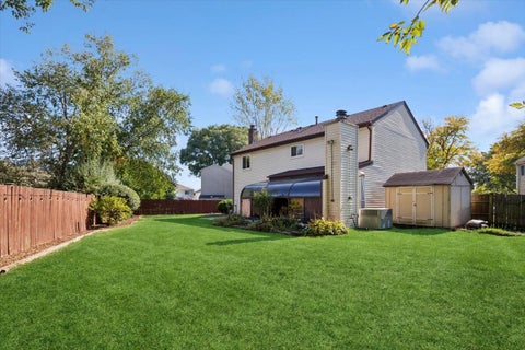 Tiny photo for 612 Armstrong Court, Buffalo Grove, IL 60089 (MLS # 12771117)