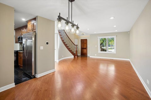 Tiny photo for 612 Armstrong Court, Buffalo Grove, IL 60089 (MLS # 12771117)