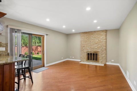 Tiny photo for 612 Armstrong Court, Buffalo Grove, IL 60089 (MLS # 12771117)