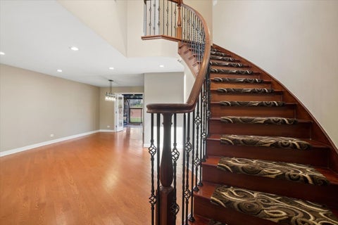 Tiny photo for 612 Armstrong Court, Buffalo Grove, IL 60089 (MLS # 12771117)