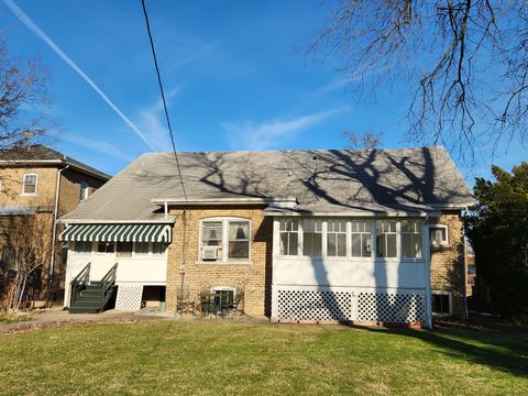 Tiny photo for 1822 N Mulligan Avenue, Chicago, IL 60639 (MLS # 12544880)