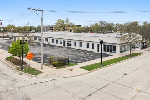 206 N Cook Street Barrington IL 60010