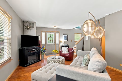 Tiny photo for 783 Manor Road, Crystal Lake, IL 60014 (MLS # 12689481)