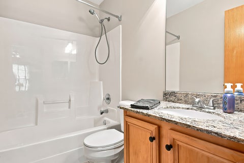 Tiny photo for 783 Manor Road, Crystal Lake, IL 60014 (MLS # 12689481)