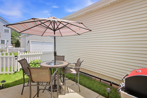 Tiny photo for 783 Manor Road, Crystal Lake, IL 60014 (MLS # 12689481)