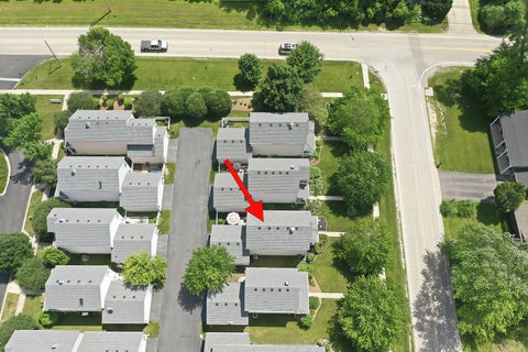 Tiny photo for 783 Manor Road, Crystal Lake, IL 60014 (MLS # 12689481)
