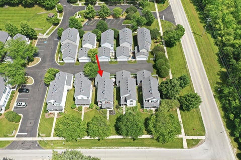 Tiny photo for 783 Manor Road, Crystal Lake, IL 60014 (MLS # 12689481)