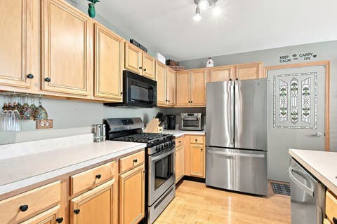 Tiny photo for 783 Manor Road, Crystal Lake, IL 60014 (MLS # 12689481)