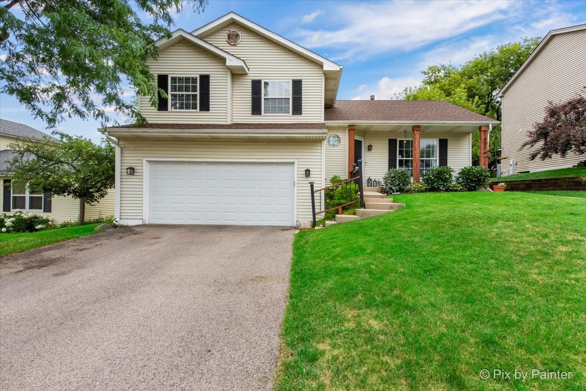 903 Pin Oak Circle