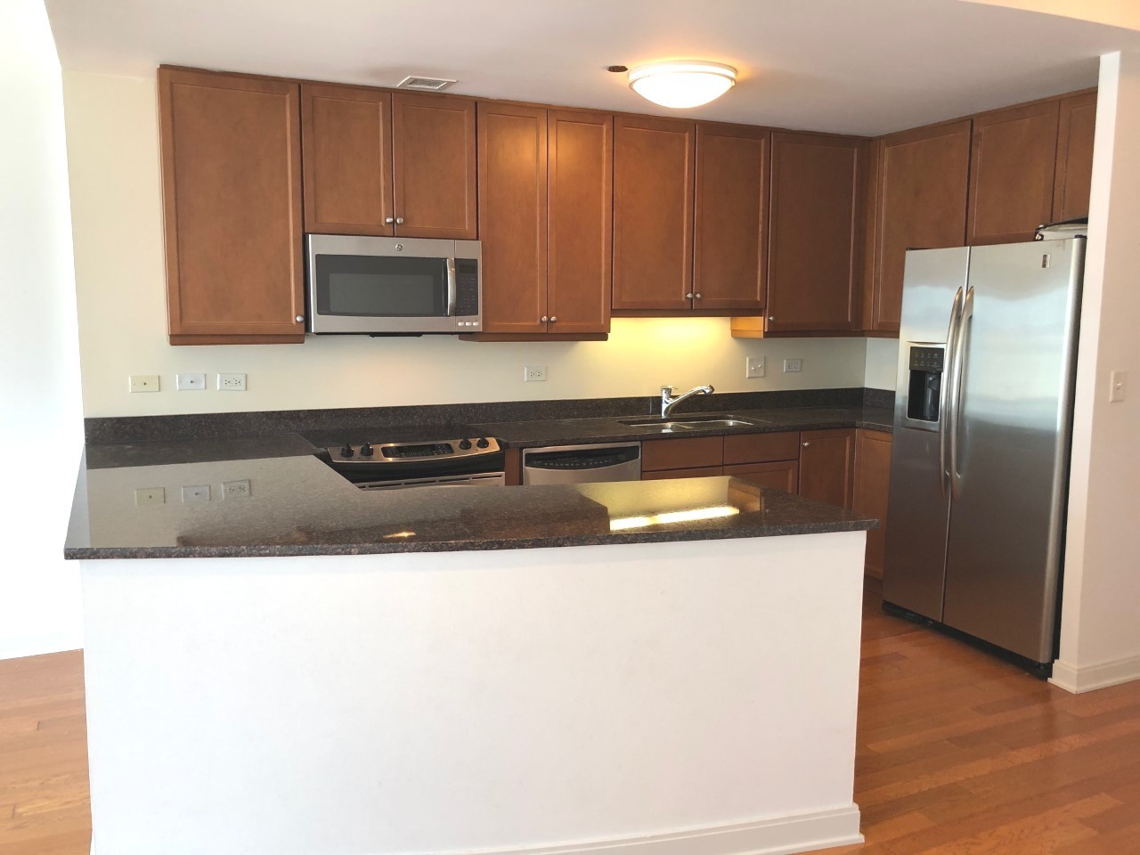 130 N Garland Court 2502