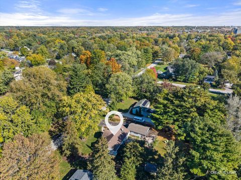 Tiny photo for 28w671 Rogers Avenue, Warrenville, IL 60555 (MLS # 12488494)