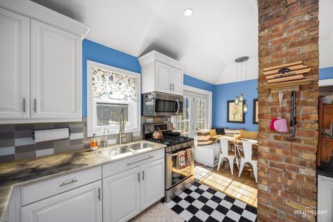 Tiny photo for 28w671 Rogers Avenue, Warrenville, IL 60555 (MLS # 12488494)