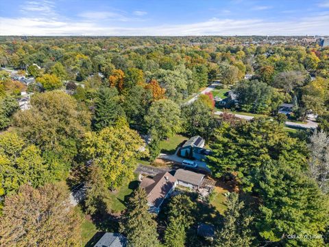 Tiny photo for 28w671 Rogers Avenue, Warrenville, IL 60555 (MLS # 12488494)