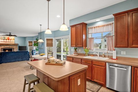 Tiny photo for 38W631 Callighan Place, Geneva, IL 60134 (MLS # 12589737)