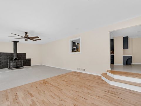 Tiny photo for 1122 Foster Avenue, Lake Bluff, IL 60044 (MLS # 12483337)