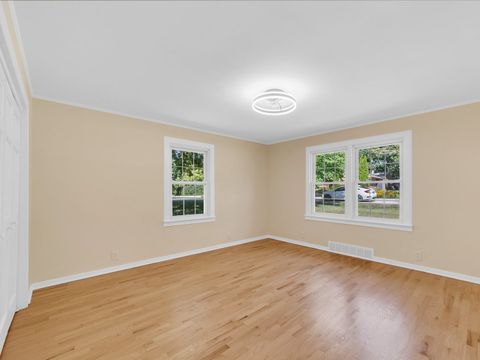 Tiny photo for 1122 Foster Avenue, Lake Bluff, IL 60044 (MLS # 12483337)