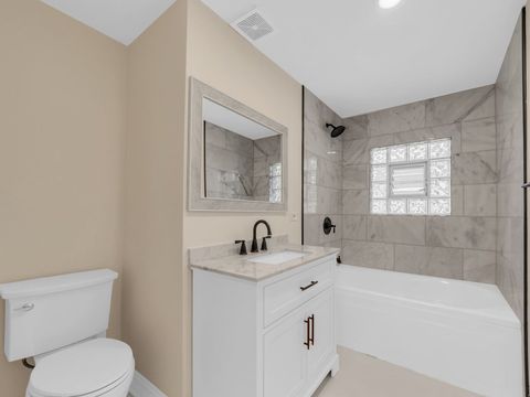 Tiny photo for 1122 Foster Avenue, Lake Bluff, IL 60044 (MLS # 12483337)