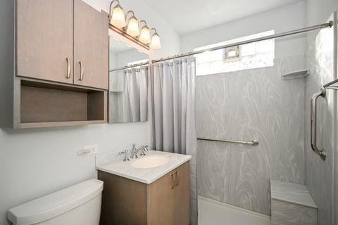 Tiny photo for 10461 Dorchester Street, Westchester, IL 60154 (MLS # 12489109)
