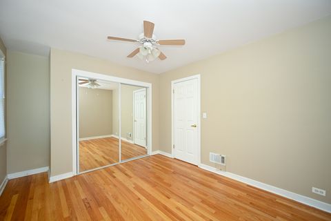 Tiny photo for 10461 Dorchester Street, Westchester, IL 60154 (MLS # 12489109)