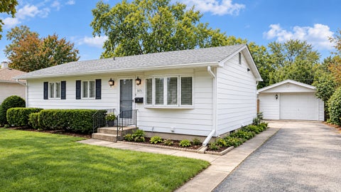 Tiny photo for 815 Pearson Drive, Joliet, IL 60435 (MLS # 12766062)
