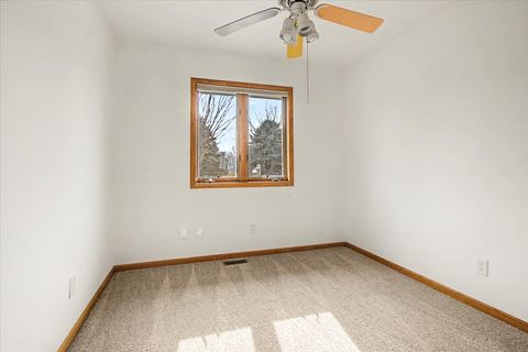 Tiny photo for 1816 Doris Road, Lake Holiday, IL 60548 (MLS # 12565049)