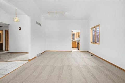 Tiny photo for 1816 Doris Road, Lake Holiday, IL 60548 (MLS # 12565049)