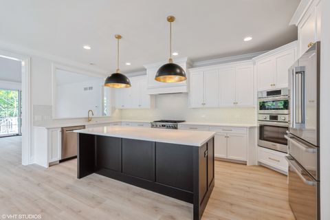 Tiny photo for Willowbrook, IL 60527 (MLS # 12594773)