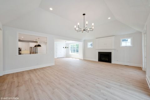 Tiny photo for Willowbrook, IL 60527 (MLS # 12594773)