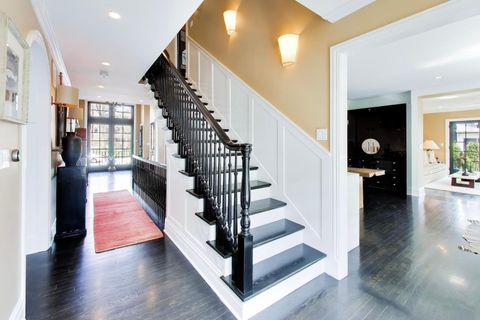 Tiny photo for 91 ABBOTTSFORD Road, Winnetka, IL 60093 (MLS # 12611137)