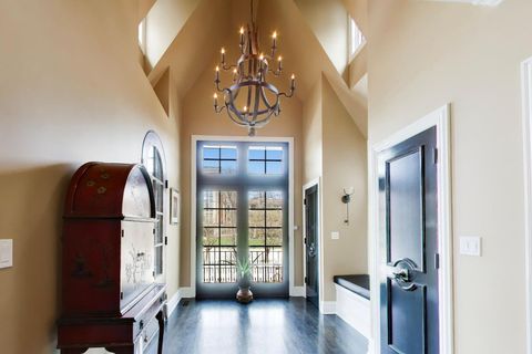 Tiny photo for 91 ABBOTTSFORD Road, Winnetka, IL 60093 (MLS # 12611137)