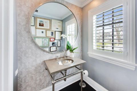 Tiny photo for 91 ABBOTTSFORD Road, Winnetka, IL 60093 (MLS # 12611137)