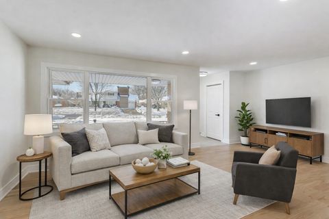 Tiny photo for 623 N Benton Street, Palatine, IL 60067 (MLS # 12540437)