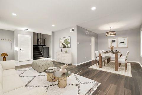 Tiny photo for 3518 S Manor Drive, Lansing, IL 60438 (MLS # 12585554)