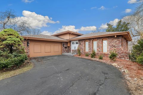 3518 S Manor Drive Lansing IL 60438