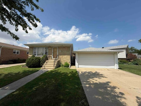 Photo of 9846 Sterling Lane, Schiller Park, IL 60176 (MLS # 12723144)