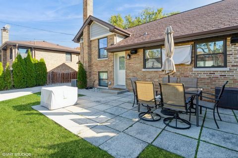 A home in Park Ridge