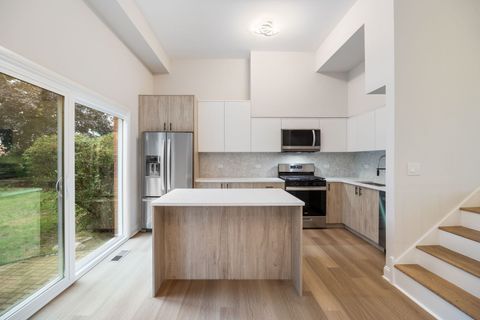 Tiny photo for 8809 44th Place, Brookfield, IL 60513 (MLS # 12497653)