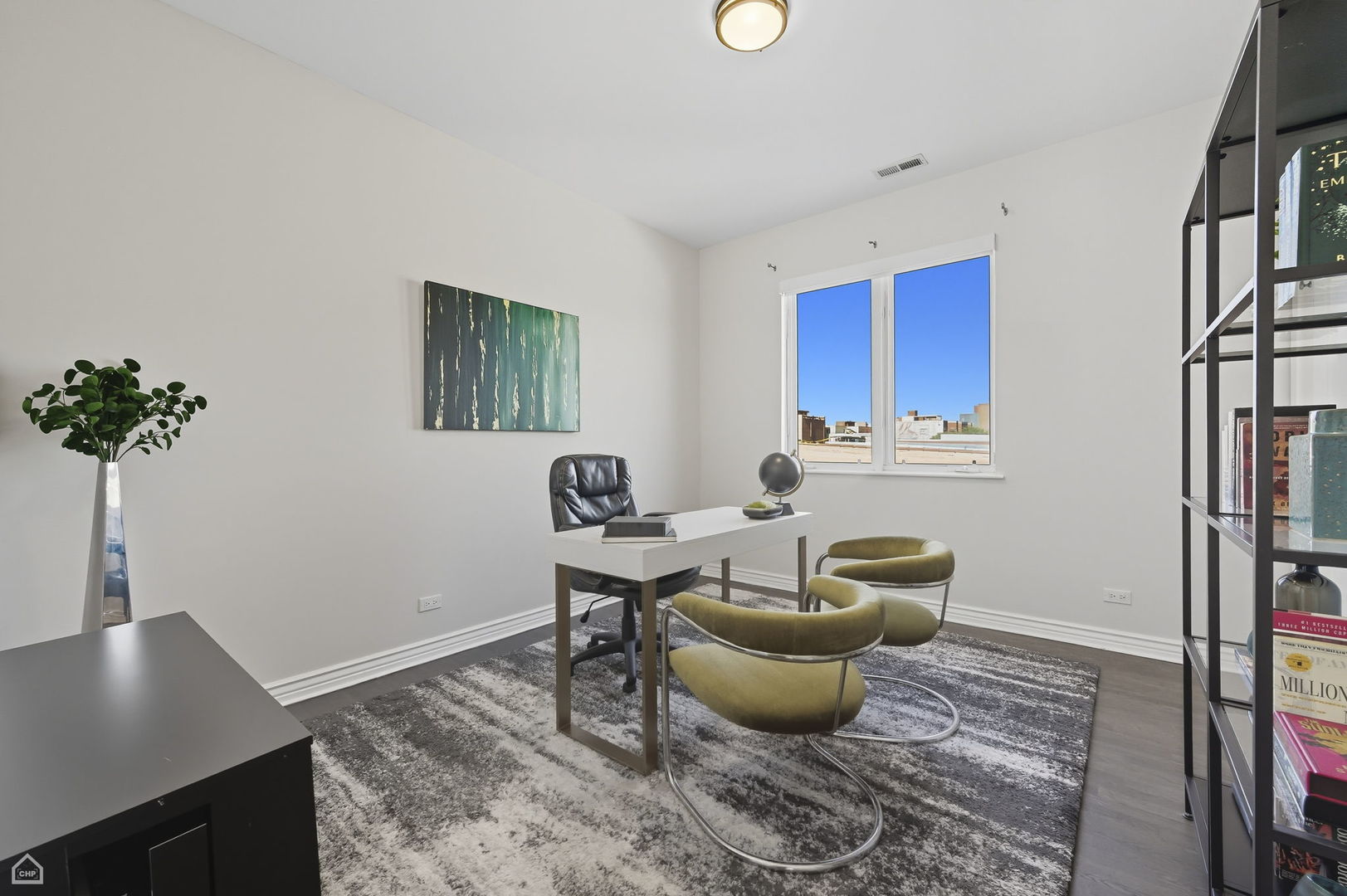 Chicago, Illinois 60647, United States, 3 Bedrooms Bedrooms, ,2 BathroomsBathrooms,Residential,Active,216374