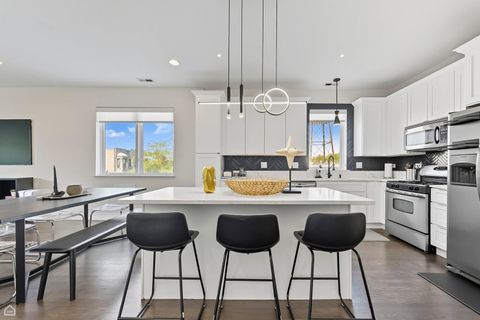 Tiny photo for 1835 N MILWAUKEE Avenue #301, Chicago, IL 60647 (MLS # 12474320)