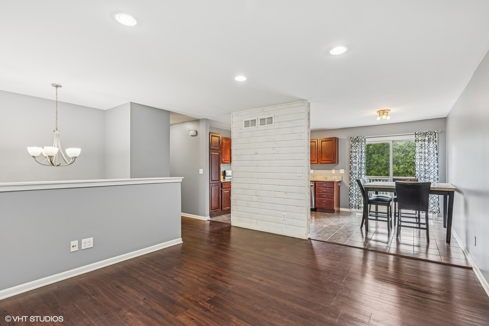 1015 Bonita Lane