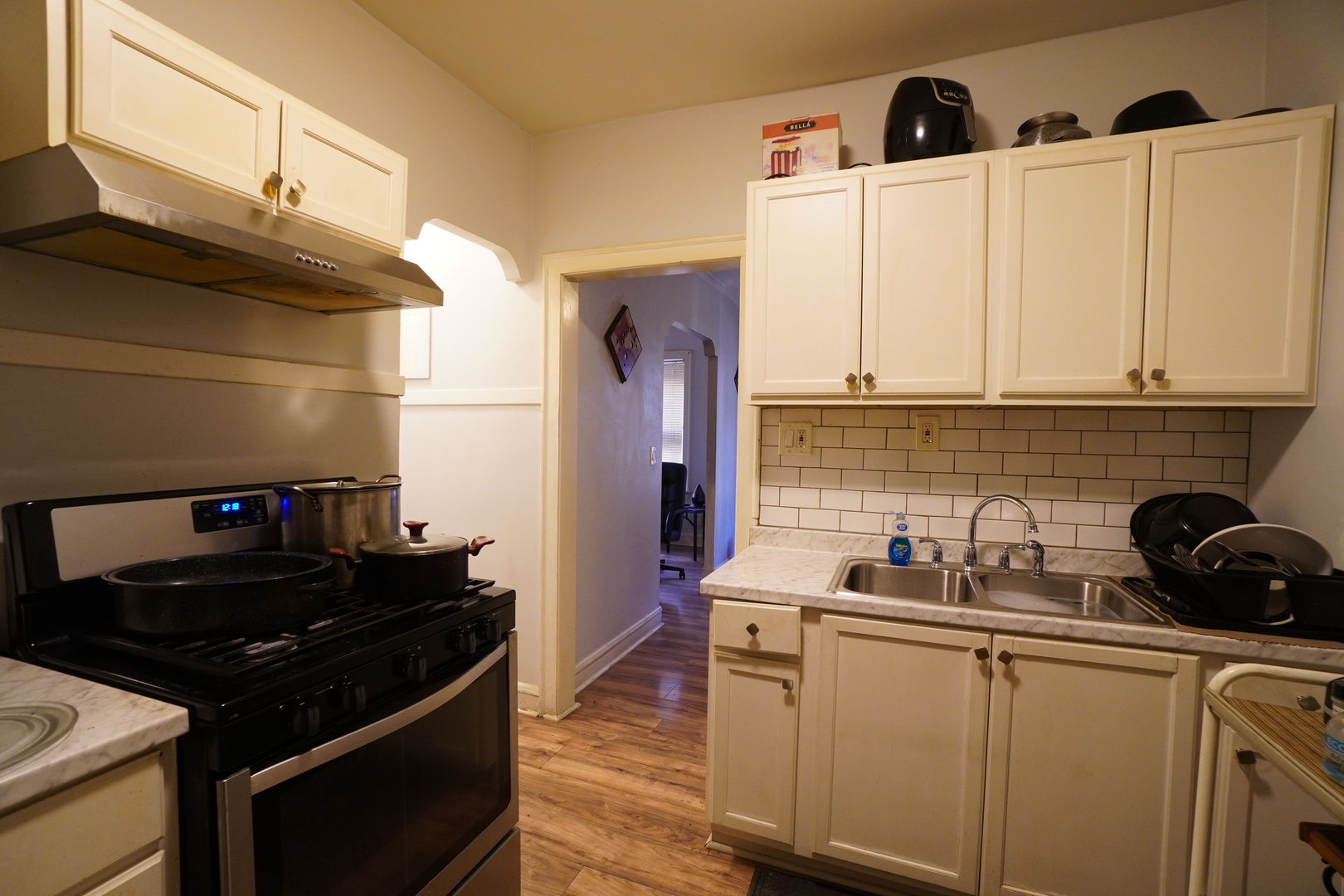 6419 S Morgan Street