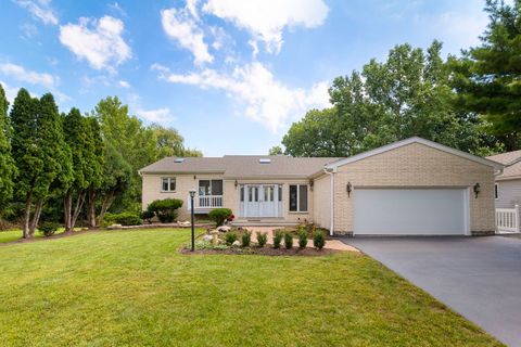 2027 Alta Vista Drive Waukegan IL 60087