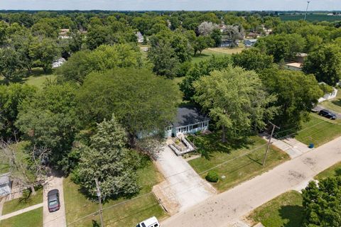 Tiny photo for 1426 E Morrell Street, Streator, IL 61364 (MLS # 12714219)