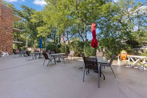 Tiny photo for 1150 E Jackson Street #1C, Lombard, IL 60148 (MLS # 12460079)