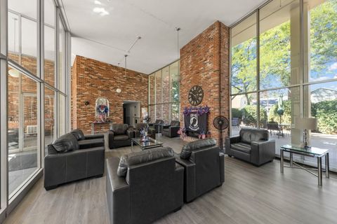 Tiny photo for 1150 E Jackson Street #1C, Lombard, IL 60148 (MLS # 12460079)