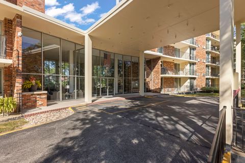 Tiny photo for 1150 E Jackson Street #1C, Lombard, IL 60148 (MLS # 12460079)