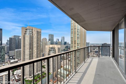 Tiny photo for 10 E Ontario Street #4404, Chicago, IL 60611 (MLS # 12483585)