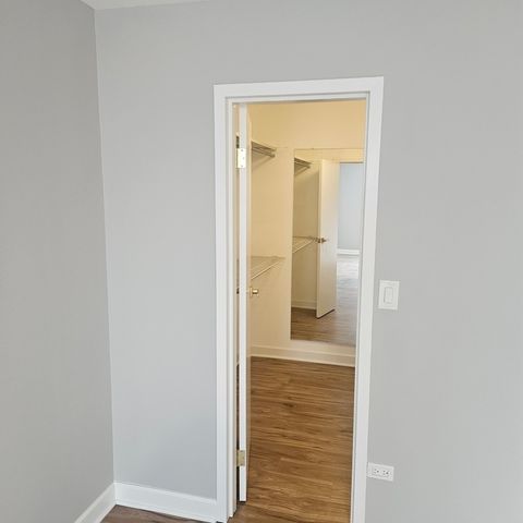 Tiny photo for 1717 W CRYSTAL Lane #310, Mount Prospect, IL 60056 (MLS # 12613322)